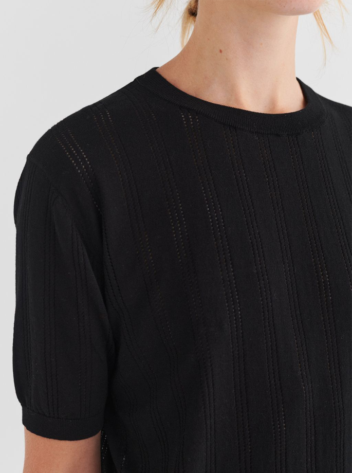 Fub - High Twist T-Shirt Sort