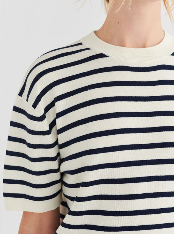 Fub - Stribet T-Shirt Ecru/Dark Navy