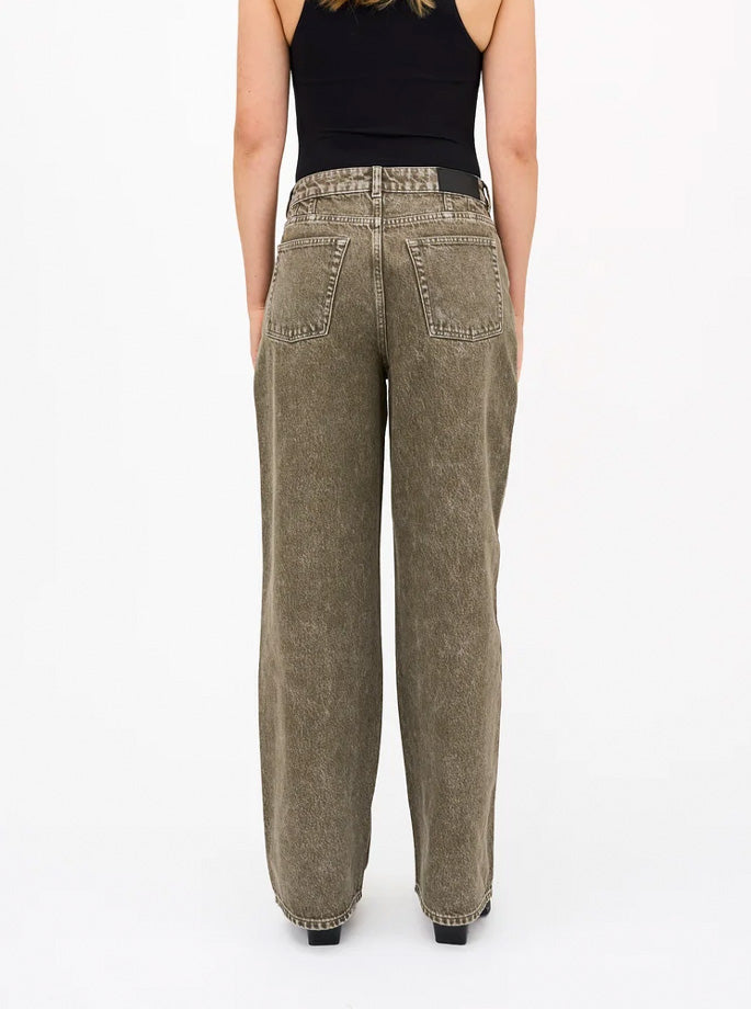 Tomorrow Denim - Kaia Slung Jeans Olive green