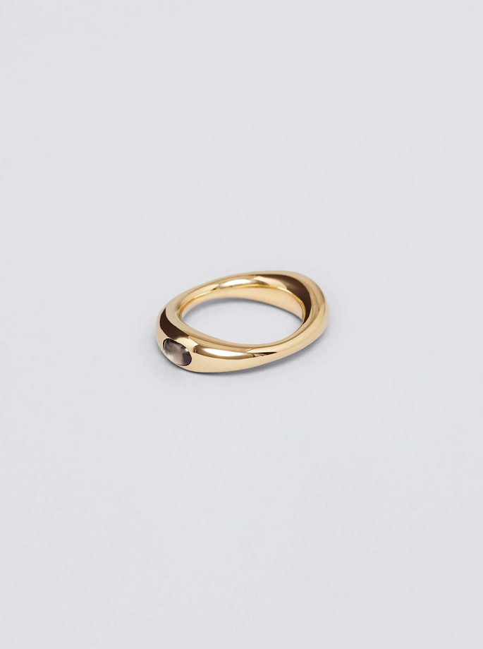 Trine Tuxen - shared ring i forgyldt sølv.