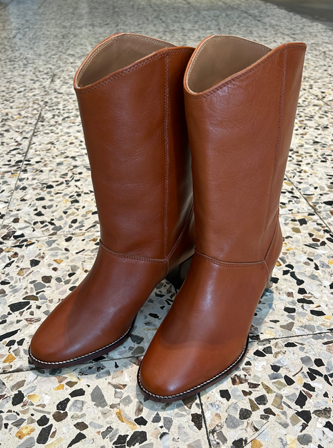 Anonymous - Hirah 55 Vegetal Soft Calf Chestnut