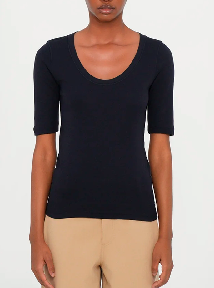 Closed - Wide neck Kortærmet Sort