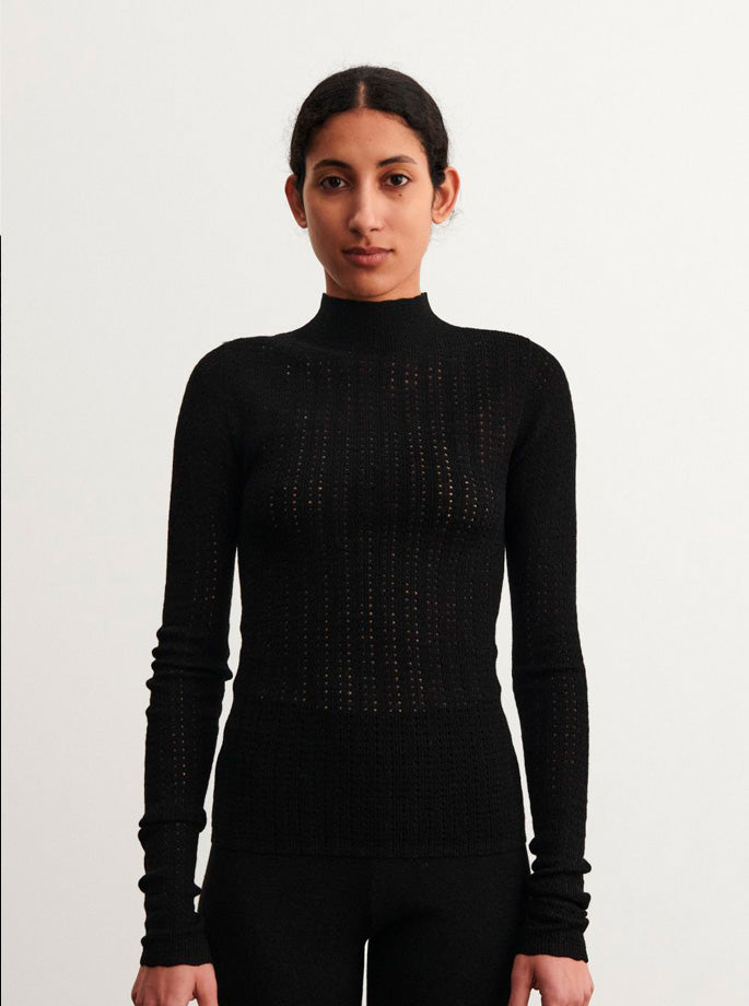 Fub - Højhalset Pointelle Bluse Sort