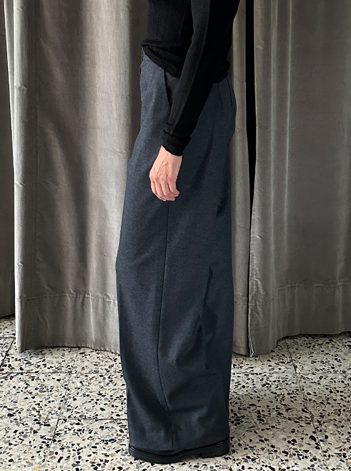 Harris Wharf - Palazzo Bukser Anthracite