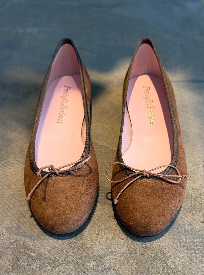 Pretty Ballerinas - brun ruskind