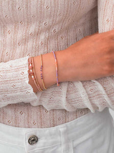 Anni Lu - Bead and gem bracelet Pink lavendar - glasperler, facetterede glasperler. Messing er forgyldt med 18 karat guld + e-belægning - ES Webshop